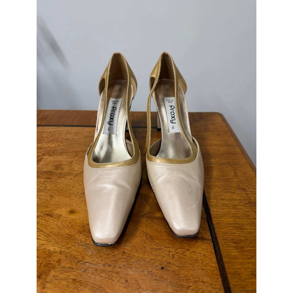 Vtg 90s Proxy Womens 9 Made in Spain Gold Cream Leather Square Toe Pumps